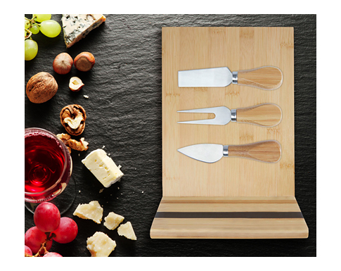 Colchester Magnetic Cheese Board & Tools - Natural